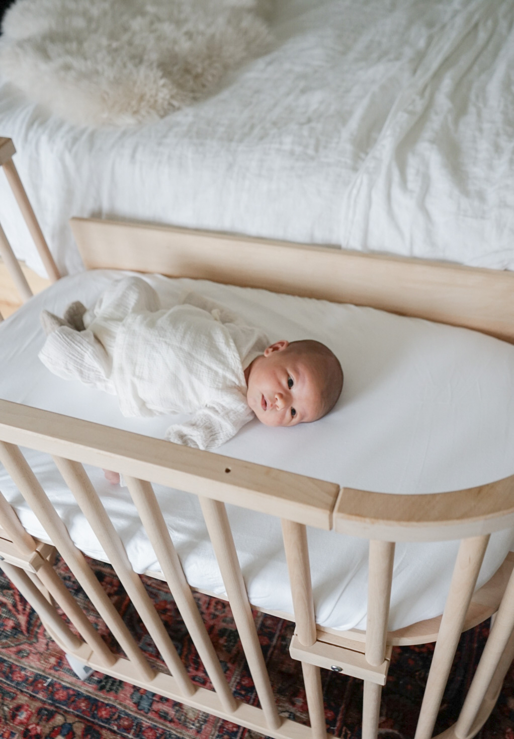 How To Co-Sleep With Your Newborn Baby (As Safely As Possible) - Babybay