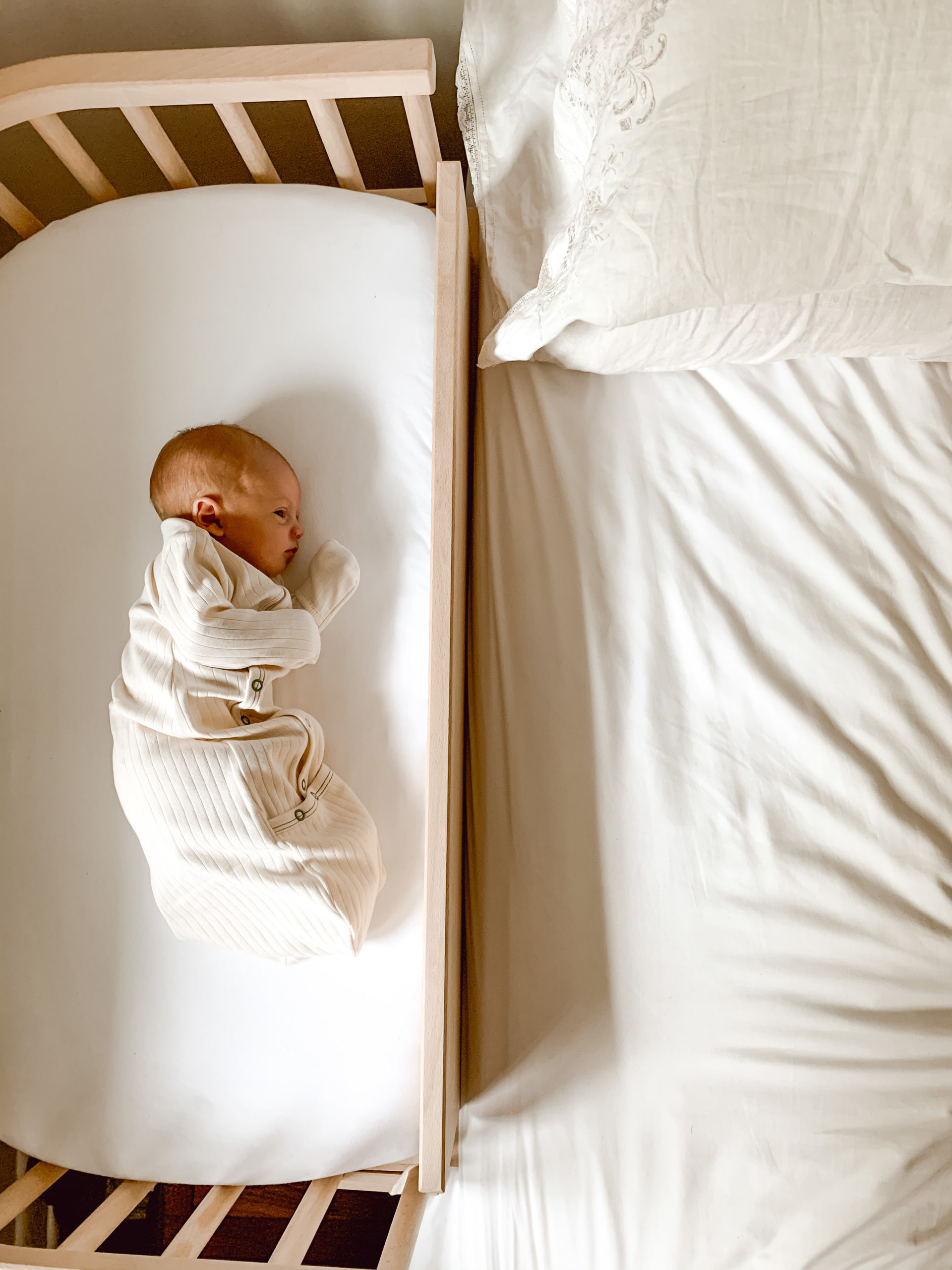 How a Co Sleeping Bed Can Help You Get More Sleep - babybay