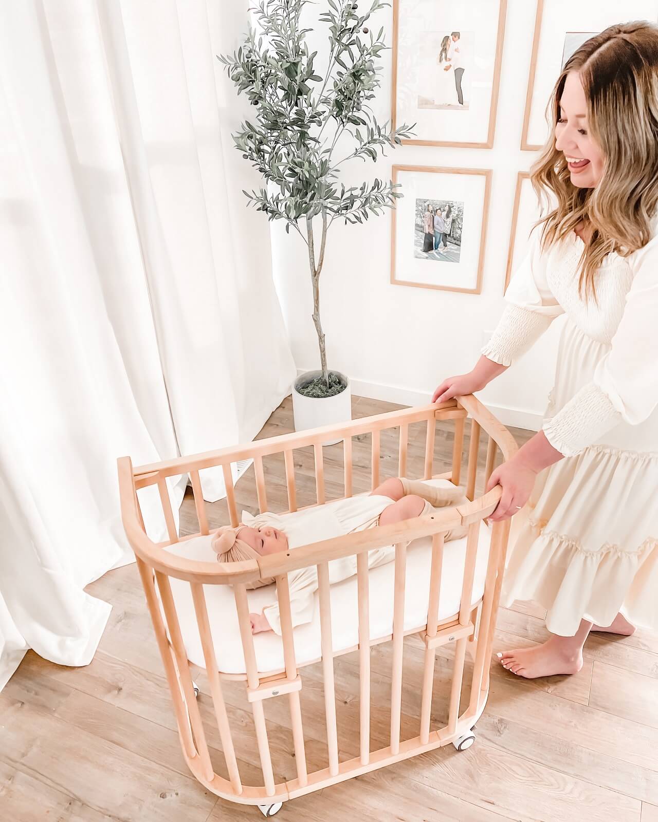 Beside the bed bassinet online